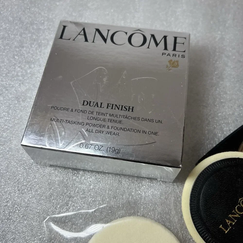 Lancome Dual Finish Multi-Tasking Powder & Foundation In One 370 BISQUE ( C )